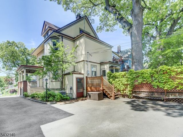 521 Belleville Ave, Glen Ridge Boro Twp., NJ 07028