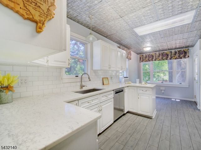 521 Belleville Ave, Glen Ridge Boro Twp., NJ 07028