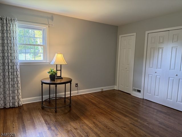9 Harrison Ct, Summit City, NJ 07901