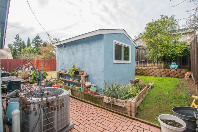 4233 Oslo Ct, Antelope, CA 95843