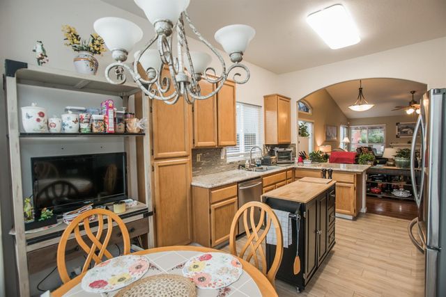 4233 Oslo Ct, Antelope, CA 95843