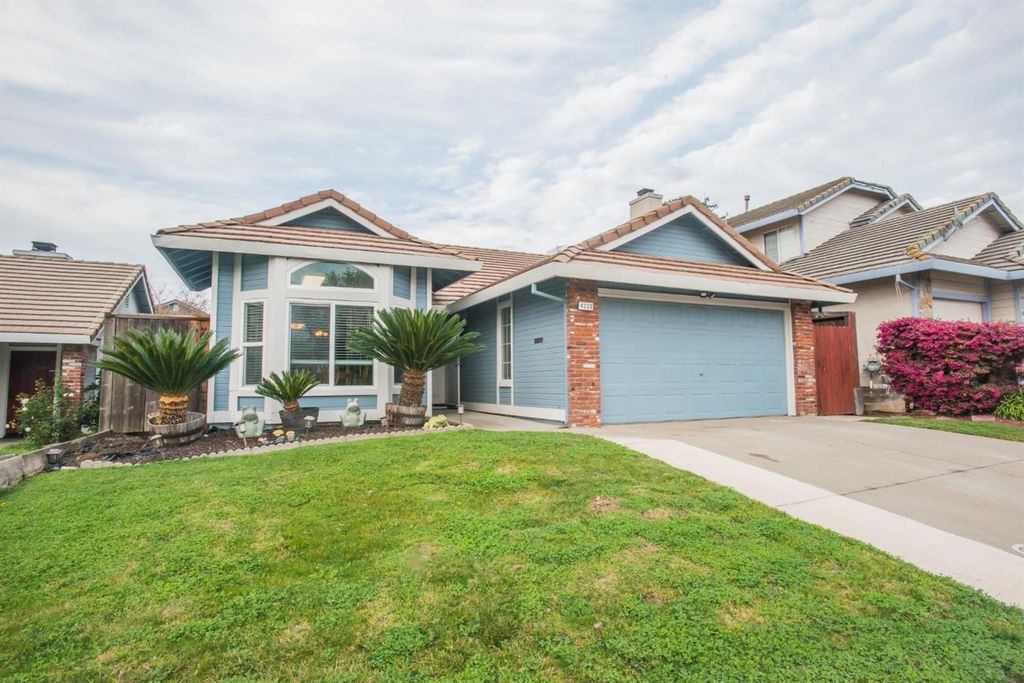 4233 Oslo Ct, Antelope, CA 95843