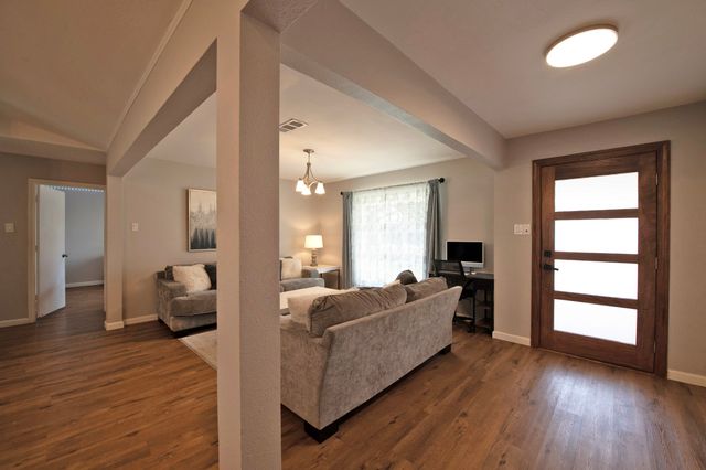 828 Norton Circle, Mesquite, TX 75149