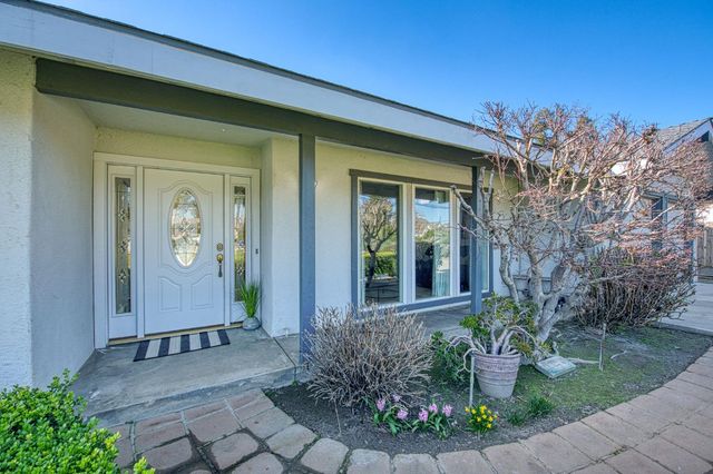 2511 18th Avenue, Kingsburg, CA 93631