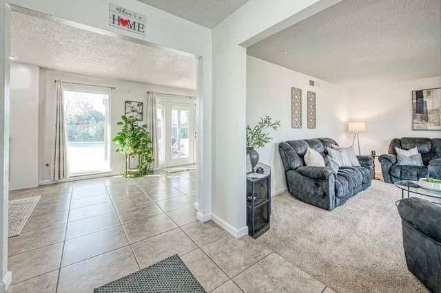 2511 18th Avenue, Kingsburg, CA 93631