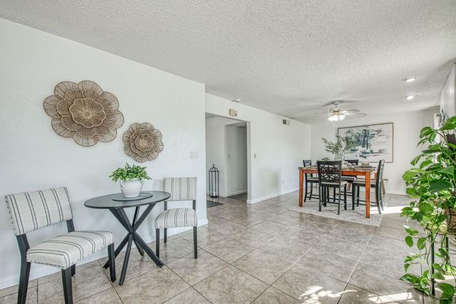 2511 18th Avenue, Kingsburg, CA 93631