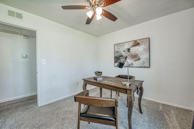 2511 18th Avenue, Kingsburg, CA 93631