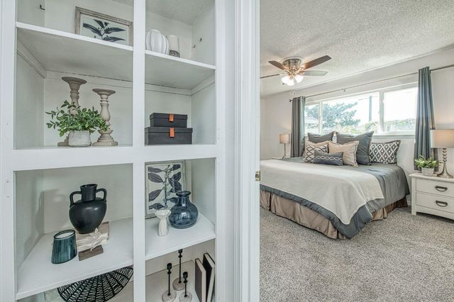 2511 18th Avenue, Kingsburg, CA 93631