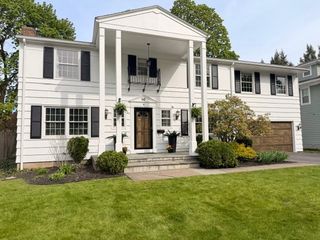 50 Council Rock Avenue, Brighton, NY 14610