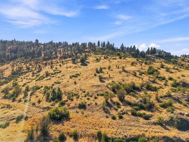 2827 S Park Ln, Spokane, WA 99212