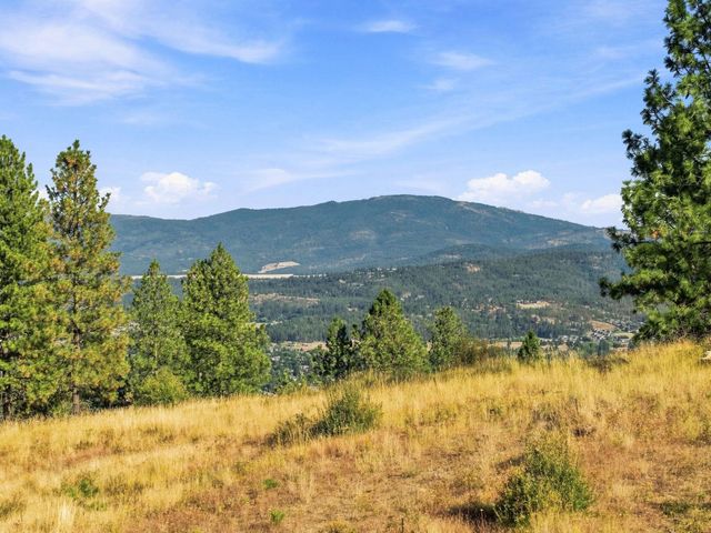 2827 S Park Ln, Spokane, WA 99212
