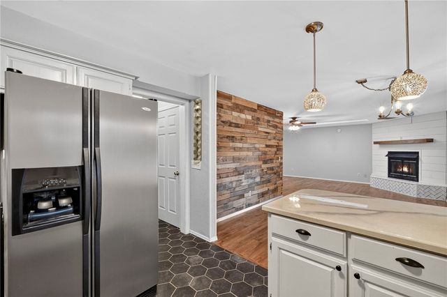 4 Brecknock Drive, Bella Vista, AR 72714