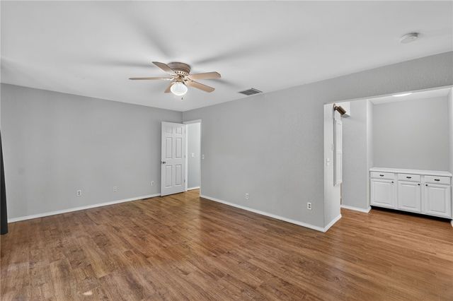 4 Brecknock Drive, Bella Vista, AR 72714