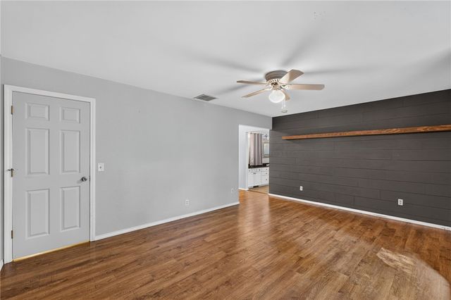 4 Brecknock Drive, Bella Vista, AR 72714