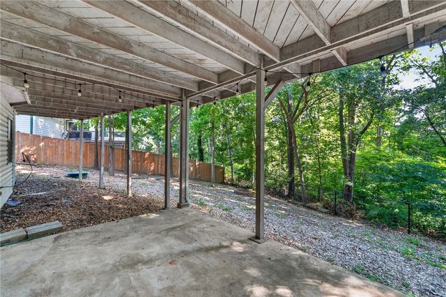 4 Brecknock Drive, Bella Vista, AR 72714