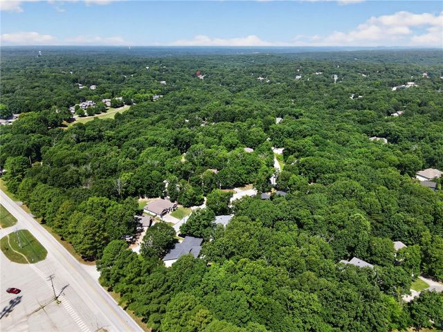 4 Brecknock Drive, Bella Vista, AR 72714