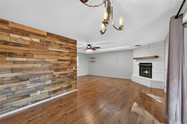 4 Brecknock Drive, Bella Vista, AR 72714