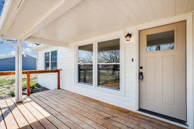 2643 N Meridian Ave, Wichita, KS 67204