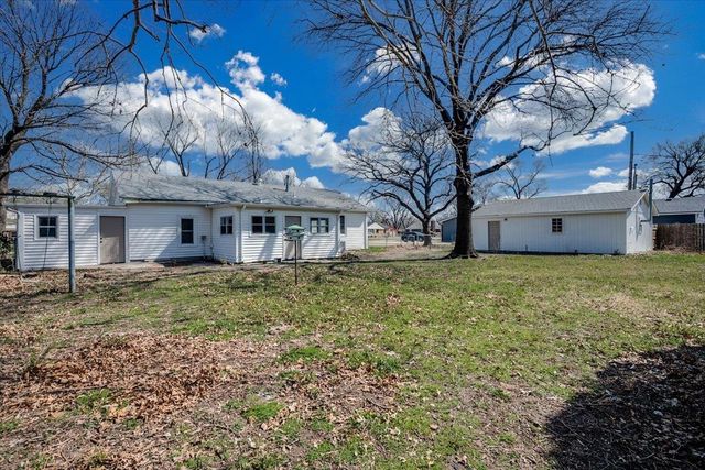 2643 N Meridian Ave, Wichita, KS 67204