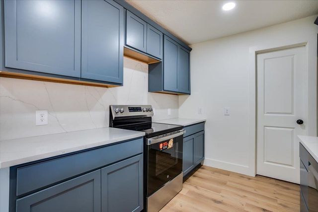 2643 N Meridian Ave, Wichita, KS 67204