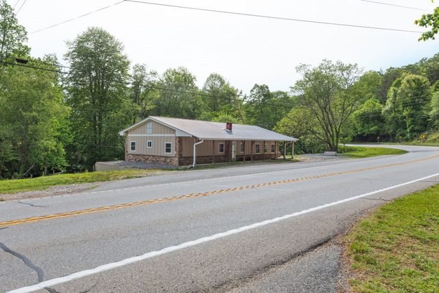 4494 Gainesville Hwy, Blairsville, GA 30512