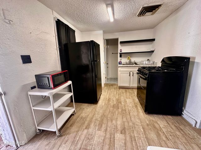 504 Cincinnati Avenue Rear, El Paso, TX 79902