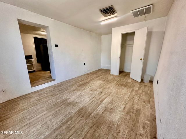 504 Cincinnati Avenue Rear, El Paso, TX 79902
