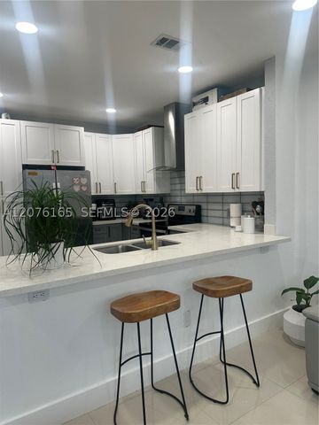 15775 SW 41st St 68, Miramar, FL 33027