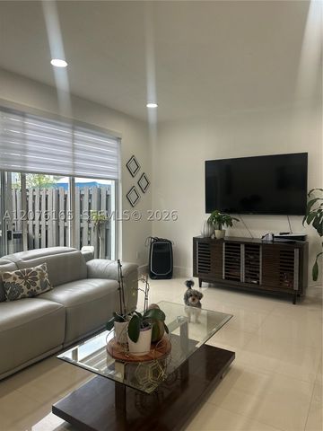 15775 SW 41st St 68, Miramar, FL 33027