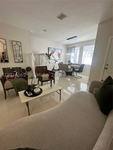 15775 SW 41st St 68, Miramar, FL 33027