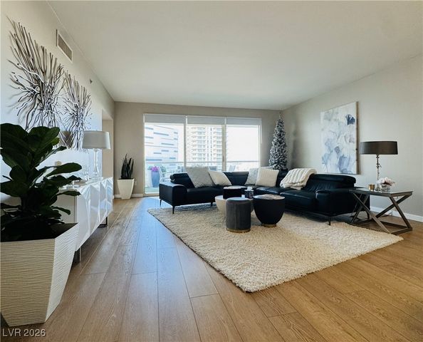 2857 Paradise Road 904, Las Vegas, NV 89109