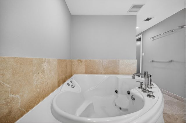 45 Hendricks Isle 403, Fort Lauderdale, FL 33301