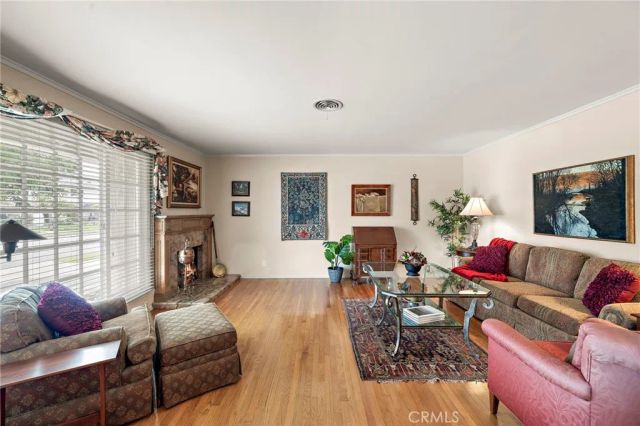 18856 Santa Mariana Street, Fountain Valley, CA 92708