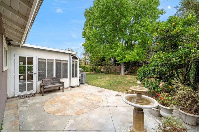 18856 Santa Mariana Street, Fountain Valley, CA 92708