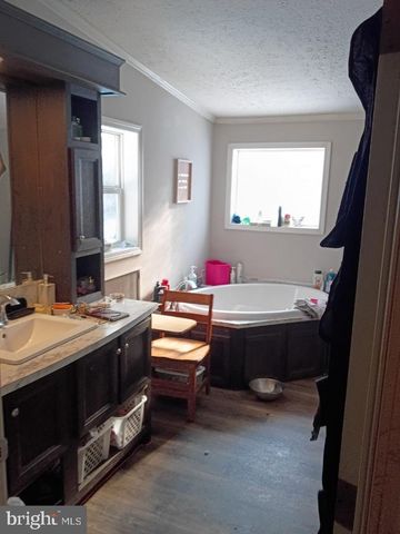 19416 HUMMINGBIRD RD, Ellendale, DE 19941