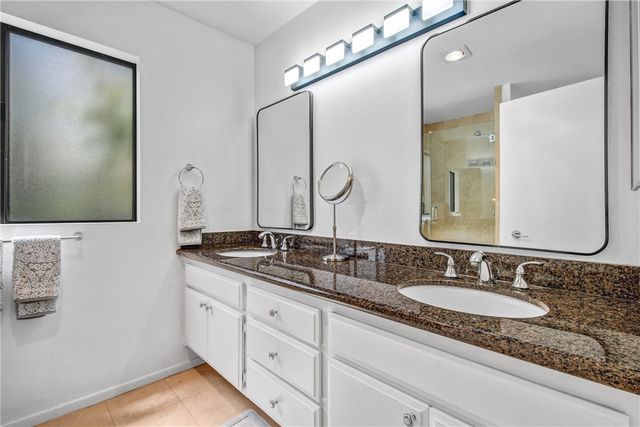 15335 Magnolia 215, Sherman Oaks, CA 91403