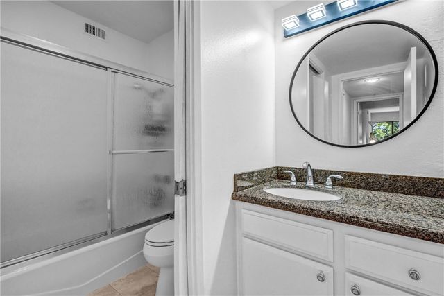 15335 Magnolia 215, Sherman Oaks, CA 91403