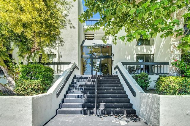 15335 Magnolia 215, Sherman Oaks, CA 91403