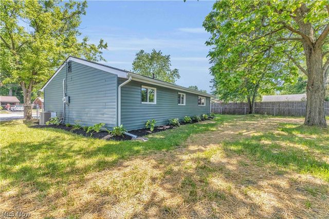 1484 Cherrywood Road, Kent, OH 44240