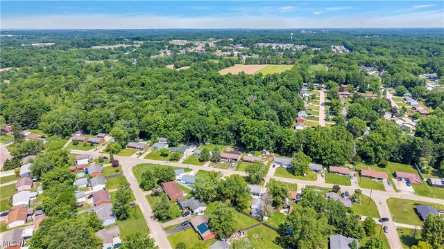 1484 Cherrywood Road, Kent, OH 44240