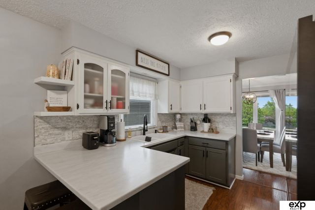 815 Juniper Circle, Papillion, NE 68046