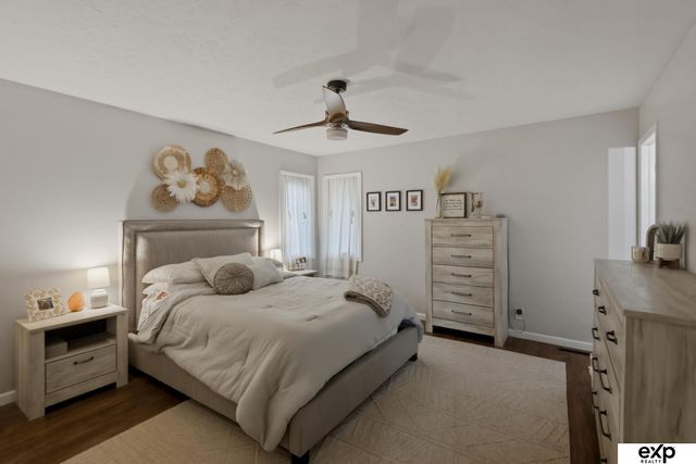 815 Juniper Circle, Papillion, NE 68046
