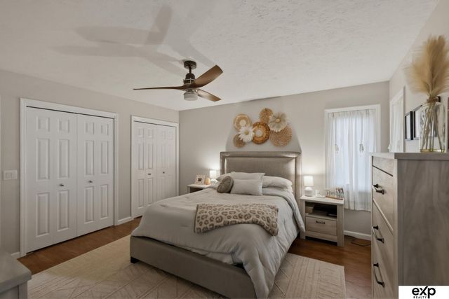815 Juniper Circle, Papillion, NE 68046