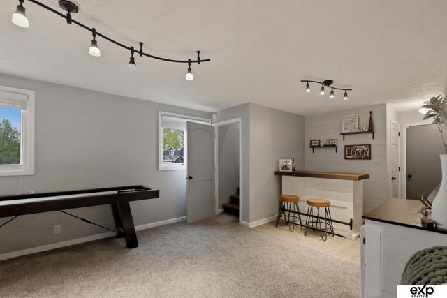 815 Juniper Circle, Papillion, NE 68046