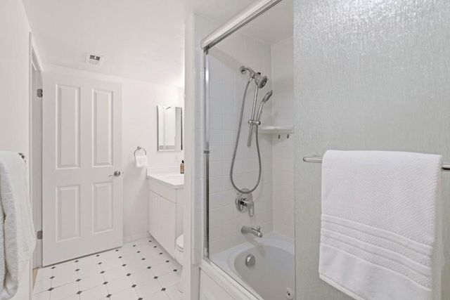 2323 Eastridge Avenue 512, Menlo Park, CA 94025