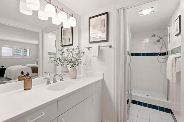 2323 Eastridge Avenue 512, Menlo Park, CA 94025