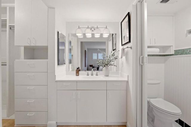 2323 Eastridge Avenue 512, Menlo Park, CA 94025