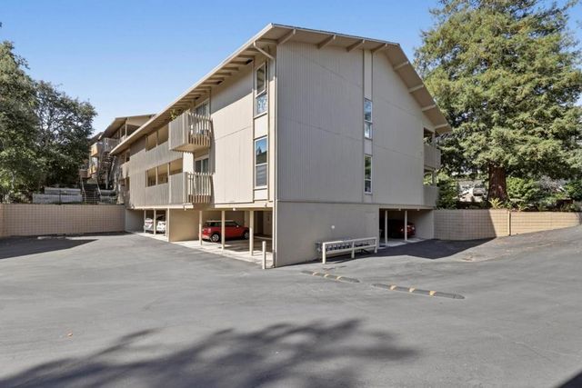 2323 Eastridge Avenue 512, Menlo Park, CA 94025