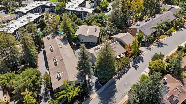 2323 Eastridge Avenue 512, Menlo Park, CA 94025
