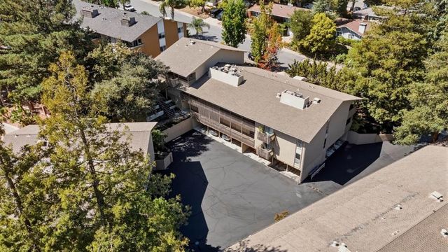 2323 Eastridge Avenue 512, Menlo Park, CA 94025
